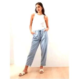 Banana Republic Barrel jeans,front pleats,cropped,Lyocell blend